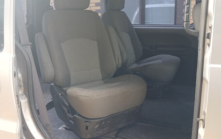 Hyundai H-1 II рестайлинг, 2006 год, 1 150 000 рублей, 8 фотография