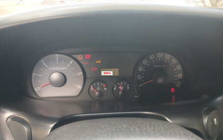 Hyundai H-1 II рестайлинг, 2006 год, 1 150 000 рублей, 6 фотография