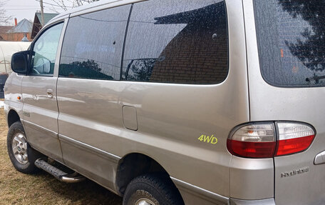 Hyundai H-1 II рестайлинг, 2006 год, 1 150 000 рублей, 4 фотография