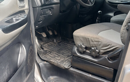 Hyundai H-1 II рестайлинг, 2006 год, 1 150 000 рублей, 9 фотография