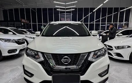 Nissan X-Trail, 2022 год, 2 260 000 рублей, 2 фотография