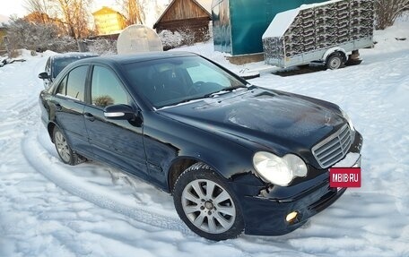 Mercedes-Benz C-Класс, 2005 год, 700 000 рублей, 3 фотография