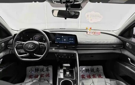 Hyundai Elantra, 2023 год, 1 530 000 рублей, 8 фотография