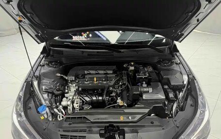 Hyundai Elantra, 2023 год, 1 530 000 рублей, 12 фотография