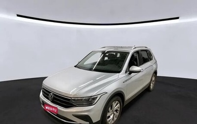 Volkswagen Tiguan II, 2021 год, 2 362 000 рублей, 1 фотография