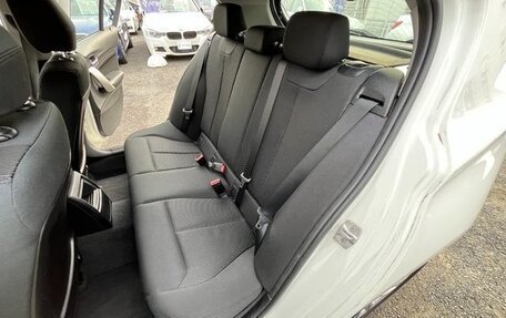 BMW 1 серия, 2017 год, 1 080 000 рублей, 22 фотография