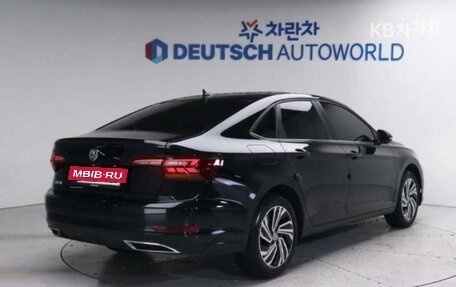 Volkswagen Jetta VII, 2022 год, 1 820 000 рублей, 2 фотография