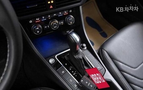 Volkswagen Jetta VII, 2022 год, 1 820 000 рублей, 9 фотография