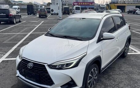 Toyota Yaris XP150 рестайлинг, 2022 год, 1 160 000 рублей, 3 фотография