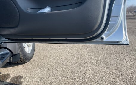 Toyota Land Cruiser Prado 120 рестайлинг, 2007 год, 2 190 000 рублей, 10 фотография