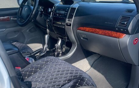 Toyota Land Cruiser Prado 120 рестайлинг, 2007 год, 2 190 000 рублей, 9 фотография