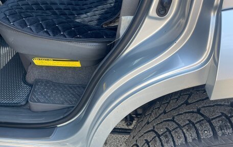 Toyota Land Cruiser Prado 120 рестайлинг, 2007 год, 2 190 000 рублей, 15 фотография