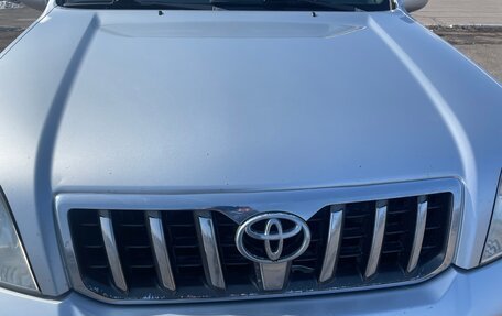 Toyota Land Cruiser Prado 120 рестайлинг, 2007 год, 2 190 000 рублей, 25 фотография