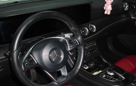 Mercedes-Benz E-Класс, 2017 год, 3 100 000 рублей, 4 фотография