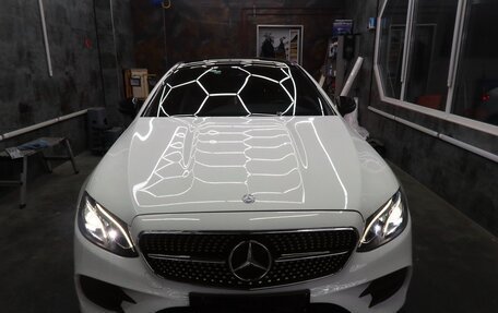 Mercedes-Benz E-Класс, 2017 год, 3 100 000 рублей, 12 фотография