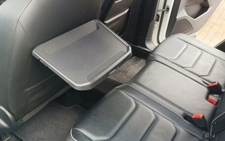 Volkswagen Tiguan II, 2018 год, 3 000 000 рублей, 14 фотография