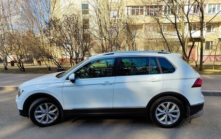 Volkswagen Tiguan II, 2018 год, 3 000 000 рублей, 3 фотография