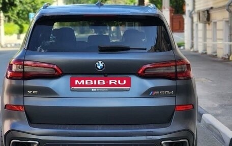 BMW X5, 2019 год, 6 990 000 рублей, 3 фотография