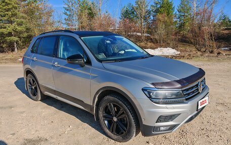 Volkswagen Tiguan II, 2019 год, 2 800 000 рублей, 6 фотография
