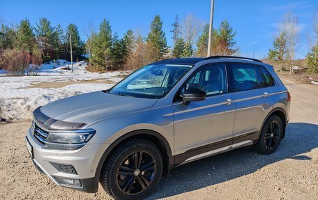 Volkswagen Tiguan II, 2019 год, 2 800 000 рублей, 7 фотография