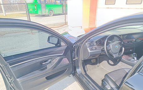 BMW 5 серия, 2012 год, 1 980 000 рублей, 4 фотография