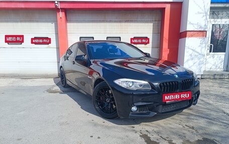 BMW 5 серия, 2012 год, 1 980 000 рублей, 10 фотография