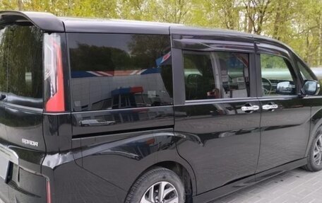 Honda Stepwgn IV, 2017 год, 1 650 000 рублей, 4 фотография