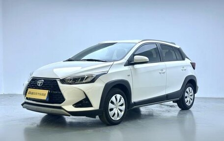 Toyota Yaris XP150 рестайлинг, 2022 год, 1 242 000 рублей, 3 фотография