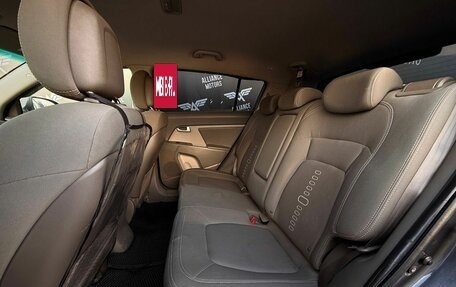 KIA Sportage III, 2010 год, 1 250 000 рублей, 12 фотография