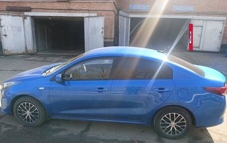 KIA Rio IV, 2021 год, 1 550 000 рублей, 7 фотография