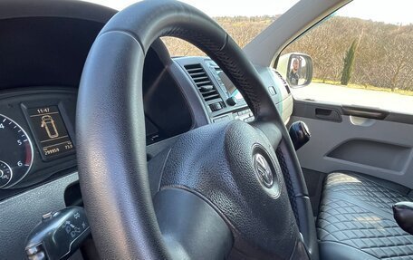 Volkswagen Caravelle T5, 2009 год, 1 699 999 рублей, 4 фотография