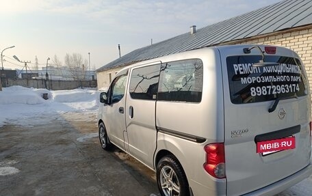 Nissan NV200, 2011 год, 1 080 000 рублей, 4 фотография