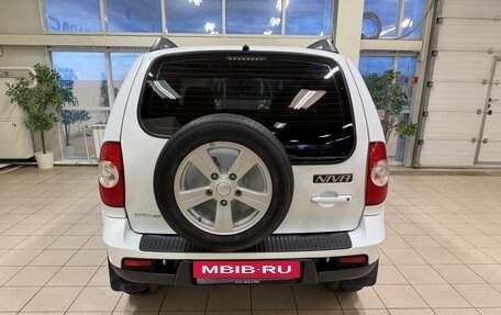 Chevrolet Niva I рестайлинг, 2016 год, 770 000 рублей, 4 фотография