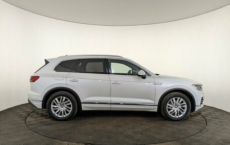 Volkswagen Touareg III, 2019 год, 5 000 000 рублей, 4 фотография