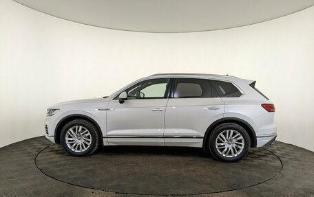 Volkswagen Touareg III, 2019 год, 5 000 000 рублей, 8 фотография