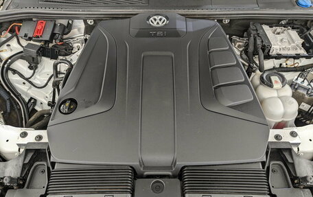 Volkswagen Touareg III, 2019 год, 5 000 000 рублей, 9 фотография