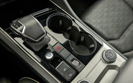 Volkswagen Touareg III, 2019 год, 5 000 000 рублей, 26 фотография