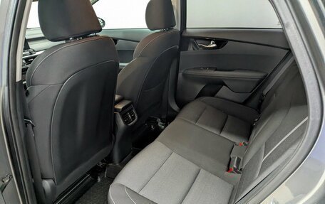 KIA Cerato IV, 2021 год, 2 200 000 рублей, 5 фотография