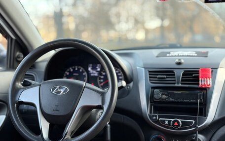 Hyundai Solaris II рестайлинг, 2015 год, 449 000 рублей, 10 фотография