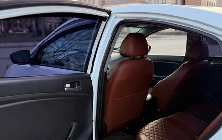 Hyundai Solaris II рестайлинг, 2015 год, 449 000 рублей, 14 фотография