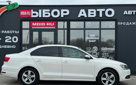 Volkswagen Jetta VI, 2011 год, 1 220 000 рублей, 3 фотография