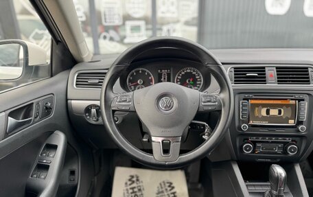 Volkswagen Jetta VI, 2011 год, 1 220 000 рублей, 12 фотография