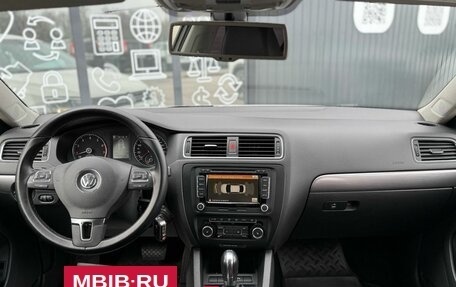Volkswagen Jetta VI, 2011 год, 1 220 000 рублей, 14 фотография