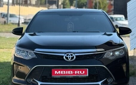 Toyota Camry, 2016 год, 1 900 000 рублей, 1 фотография