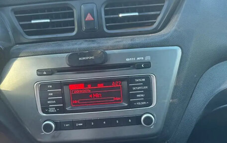 KIA Rio III рестайлинг, 2016 год, 750 000 рублей, 7 фотография