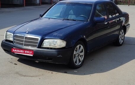 Mercedes-Benz C-Класс, 1994 год, 330 000 рублей, 2 фотография