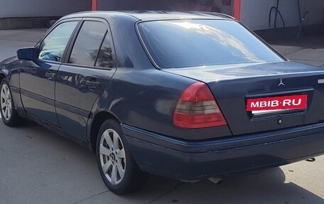 Mercedes-Benz C-Класс, 1994 год, 330 000 рублей, 5 фотография