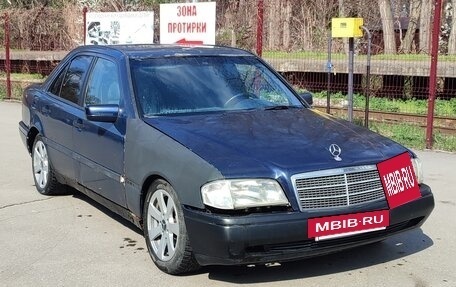 Mercedes-Benz C-Класс, 1994 год, 330 000 рублей, 3 фотография