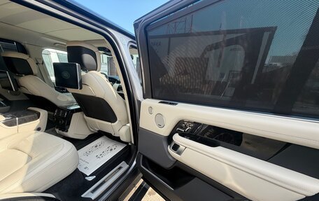 Land Rover Range Rover IV рестайлинг, 2019 год, 13 000 000 рублей, 14 фотография