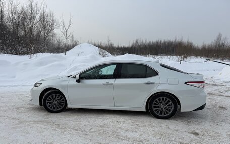 Toyota Camry, 2018 год, 2 499 999 рублей, 3 фотография